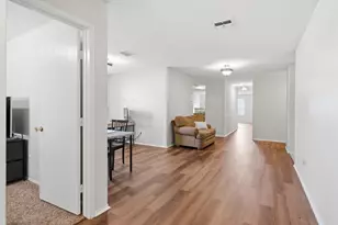 4901 Parkview Hills Ln, Fort Worth, TX 76179 - Photo 6