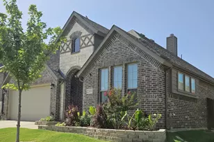 2101 Timineri Dr, Princeton, TX 75407 - Photo 2