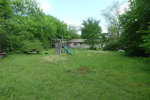 511 W Pecan St, Aubrey, TX 76227 - Photo 6