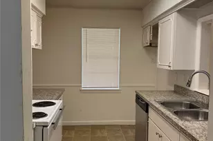 4513 Lawler Rd, Garland, TX 75042 - Photo 6