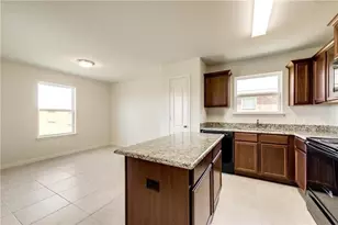 1221 Arizona Dr, Princeton, TX 75407 - Photo 2