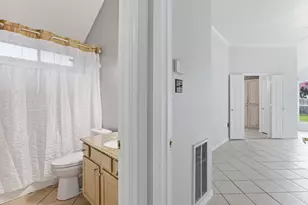 7609 Albany Ln, Arlington, TX 76002 - Photo 10