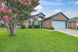 7609 Albany Ln, Arlington, TX 76002 - Photo 2