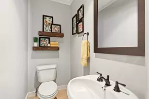 3922 Gilbert Ave, Dallas, TX 75219 - Photo 12
