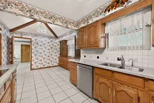 1000 Townsend Ln, DeSoto, TX 75115 - Photo 10