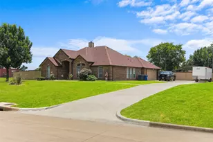412 Kings Creek Dr, Terrell, TX 75161 - Photo 4