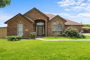 412 Kings Creek Dr, Terrell, TX 75161 - Photo 1