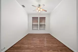325 Kirby Dr, Argyle, TX 76226 - Photo 8