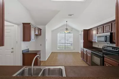 312 Banyan Drive, Grapevine, TX 76051 - Photo 12