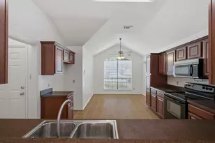 312 Banyan Dr, Grapevine, TX 76051 - Photo 12