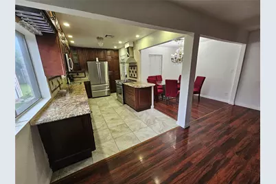 502 Forest Circle, Irving, TX 75062 - Photo 10