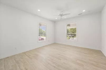 1414 W 2nd Avenue, Corsicana, TX 75110 - Photo 16