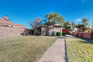 811 Oakway Ct, Richardson, TX 75081 - Photo 2