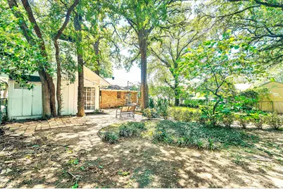 721 Fouts Drive, Irving, TX 75061 - Photo 6
