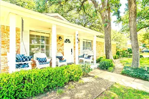721 Fouts Dr, Irving, TX 75061 - Photo 2
