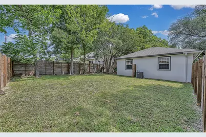 2523 McKenzie Avenue, Waco, TX 76708 - Photo 38