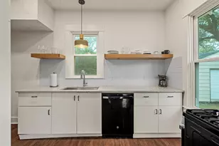 1609 Reuter Ave, Waco, TX 76708 - Photo 8