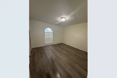 2829 Arcadia Lane, Carrollton, TX 75007 - Photo 2
