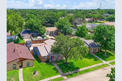 7232 Long Canyon Trail, Dallas, TX 75249 - Photo 4