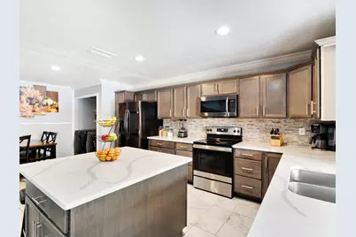 7232 Long Canyon Trail, Dallas, TX 75249 - Photo 10