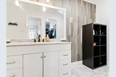 7232 Long Canyon Trail, Dallas, TX 75249 - Photo 24