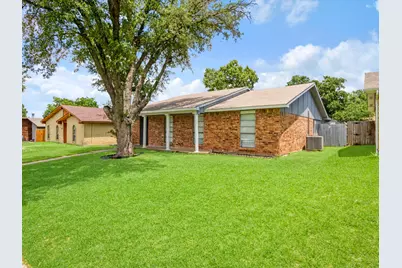 7232 Long Canyon Trail, Dallas, TX 75249 - Photo 32