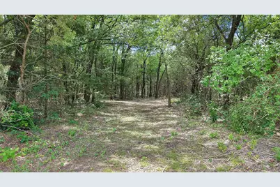 411 N Oak Branch Rd, Waxahachie, TX 75167 - Photo 12