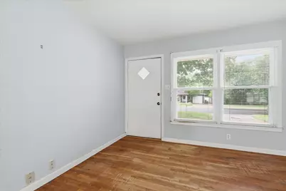904 Cordell Street, Denton, TX 76201 - Photo 8