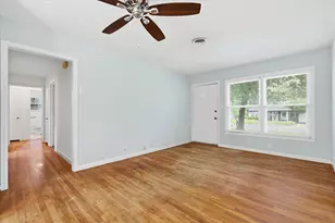 904 Cordell St, Denton, TX 76201 - Photo 2