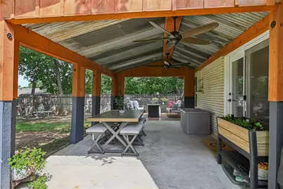 6204 Circleview Drive, Haltom City, TX 76180 - Photo 34