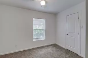 1738 Oak Hill Cir, Dallas, TX 75217 - Photo 12