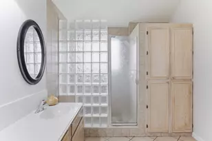 7609 Albany Ln, Arlington, TX 76002 - Photo 18