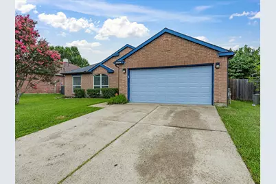 7609 Albany Lane, Arlington, TX 76002 - Photo 6