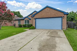 7609 Albany Ln, Arlington, TX 76002 - Photo 6