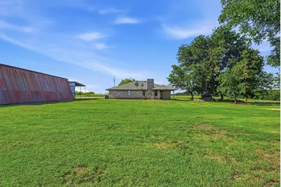 976 County Road 4070, Ector, TX 75439 - Photo 24