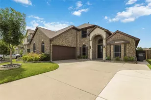 2316 Bob Sandlin Ln, Wylie, TX 75098 - Photo 2