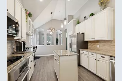438 Southridge Way, Irving, TX 75063 - Photo 12