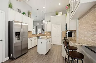 438 Southridge Way, Irving, TX 75063 - Photo 10