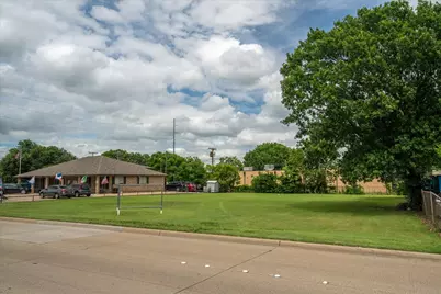 212 N 1st Street, Garland, TX 75040 - Photo 12