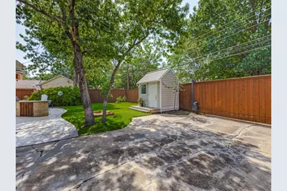 3326 Regent Drive, Dallas, TX 75229 - Photo 32