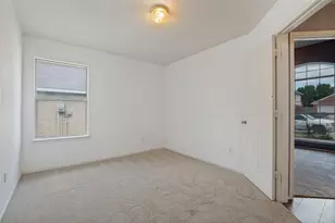 902 Cutting Horse Dr, Mansfield, TX 76063 - Photo 12