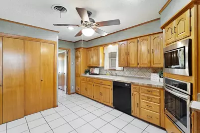 101 N Burdette Avenue, Sherman, TX 75090 - Photo 12