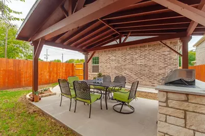 1501 Lakeview Drive, Grand Prairie, TX 75051 - Photo 16