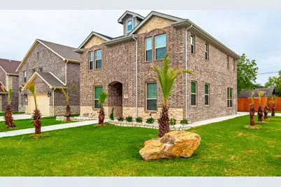 1501 Lakeview Drive, Grand Prairie, TX 75051 - Photo 2
