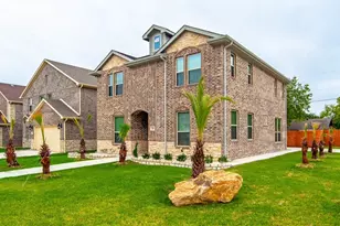 1501 Lakeview Dr, Grand Prairie, TX 75051 - Photo 2
