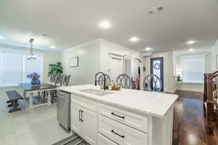 1501 Lakeview Dr, Grand Prairie, TX 75051 - Photo 8