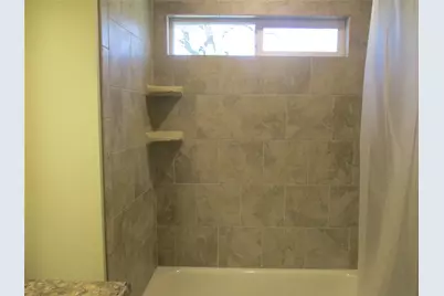 1718 NW Dallas Street, Grand Prairie, TX 75050 - Photo 14