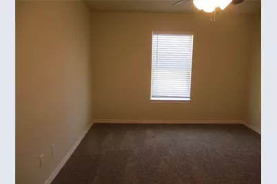 1718 NW Dallas Street, Grand Prairie, TX 75050 - Photo 26