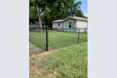 1718 NW Dallas Street, Grand Prairie, TX 75050 - Photo 38
