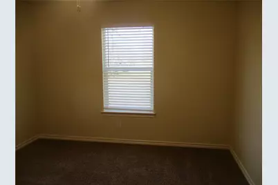 1718 NW Dallas Street, Grand Prairie, TX 75050 - Photo 20